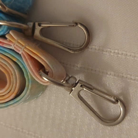 🎉FREE WITH PURCHASE🎉 Rainbow Purse Strap - Picture 5 of 5